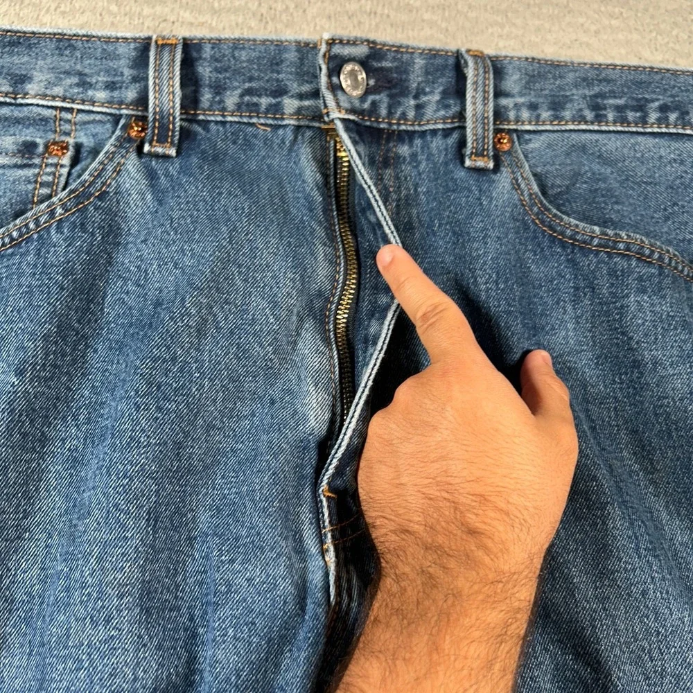 Levi's 505 Jeans Men 38x25.5 Blue Medium Wash Denim Cotton Mid Rise Straight Leg